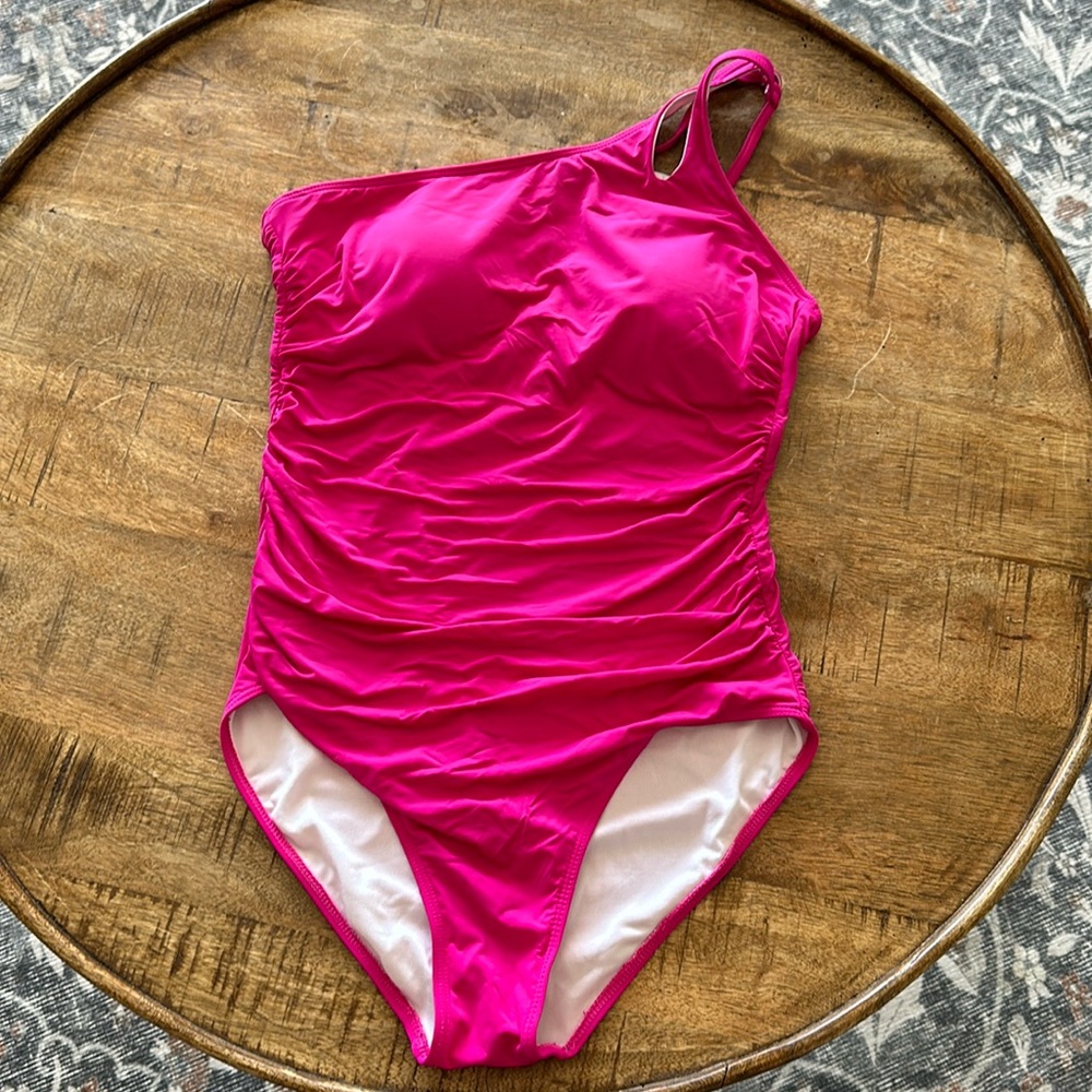 Holipick One shoulder one piece bathing suit
